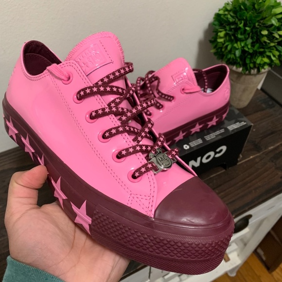Converse Shoes - Converse x Miley Cyrus Chuck Taylor AllStar Sz 9.5